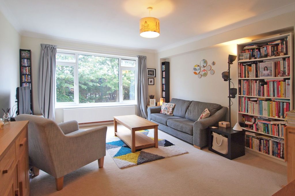 Property photo 2 of 18