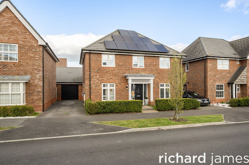 Property photo 1 of 17 45E6B31212864F39950128c802c9E93B