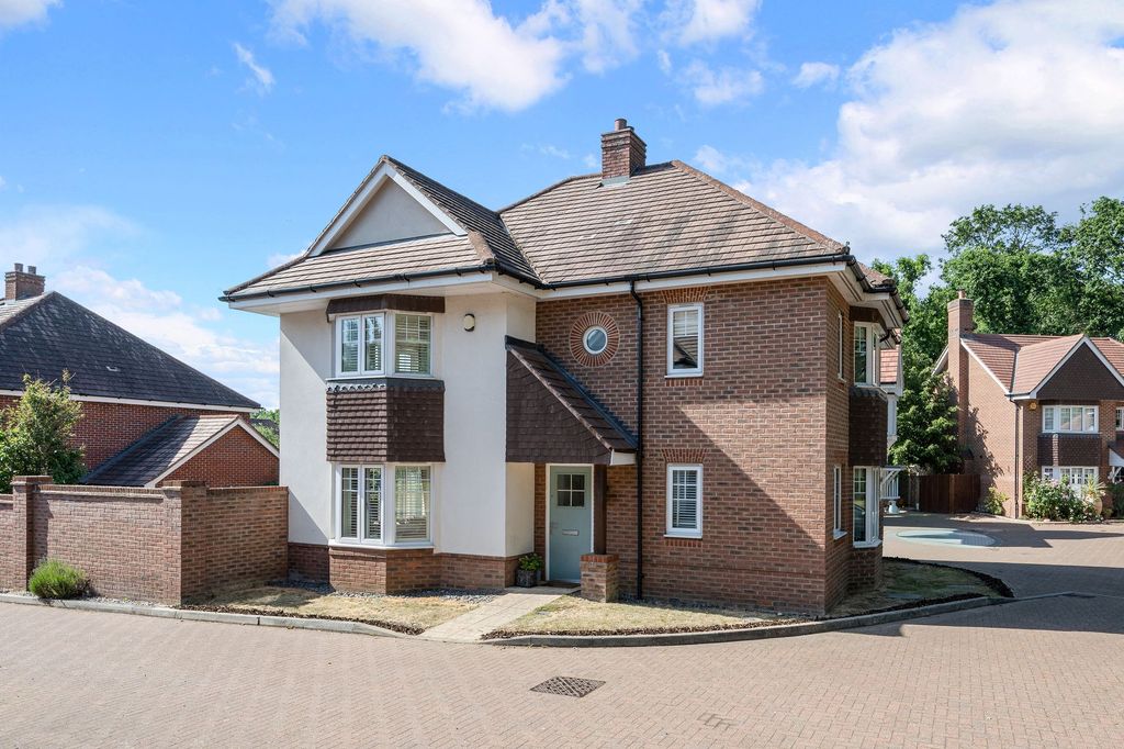Property photo 1 of 13