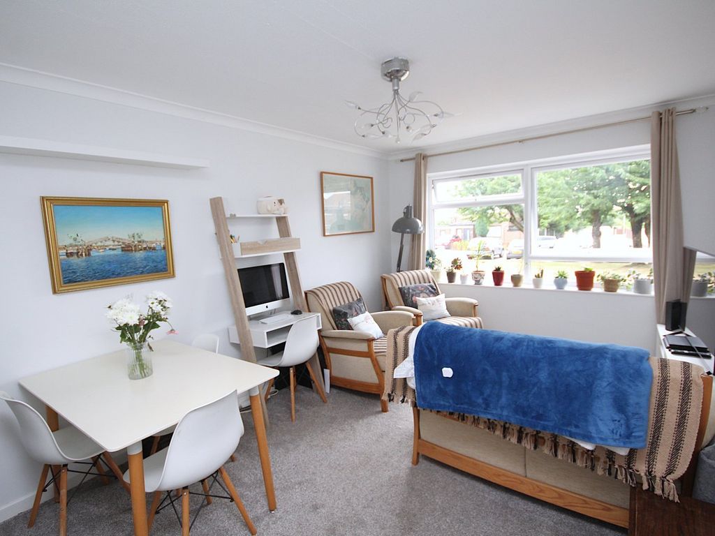 Property photo 2 of 13