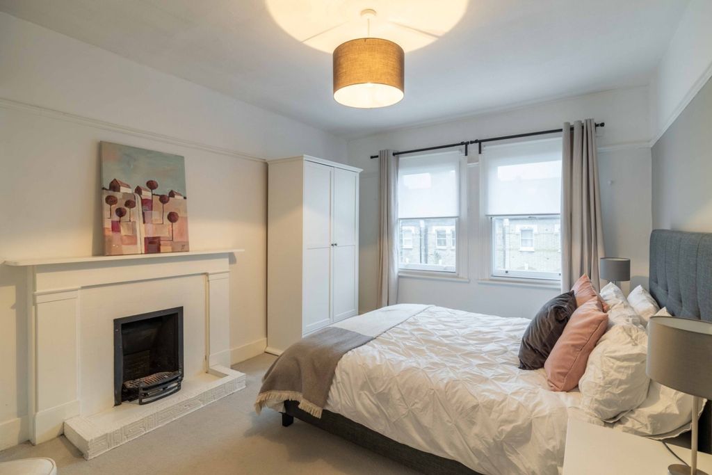 Property photo 3 of 7 Picture No. 04