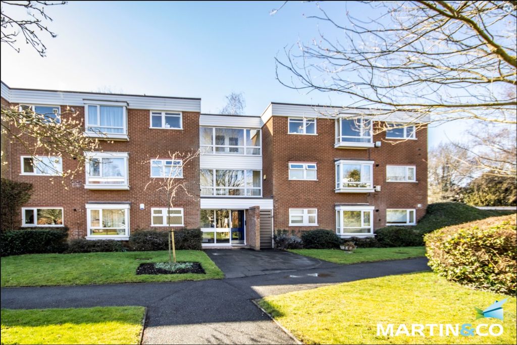 Property photo 1 of 7 Fs 32 Hindon Square