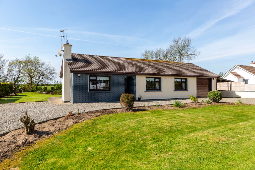 Property photo 1 of 38
