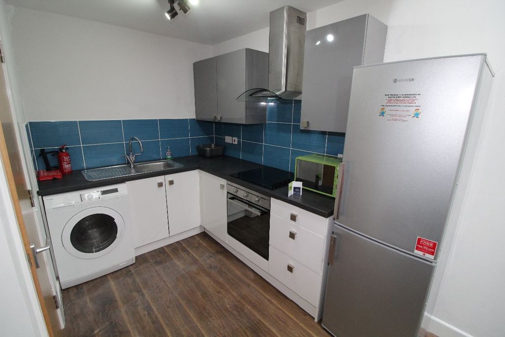 Property photo 3 of 9