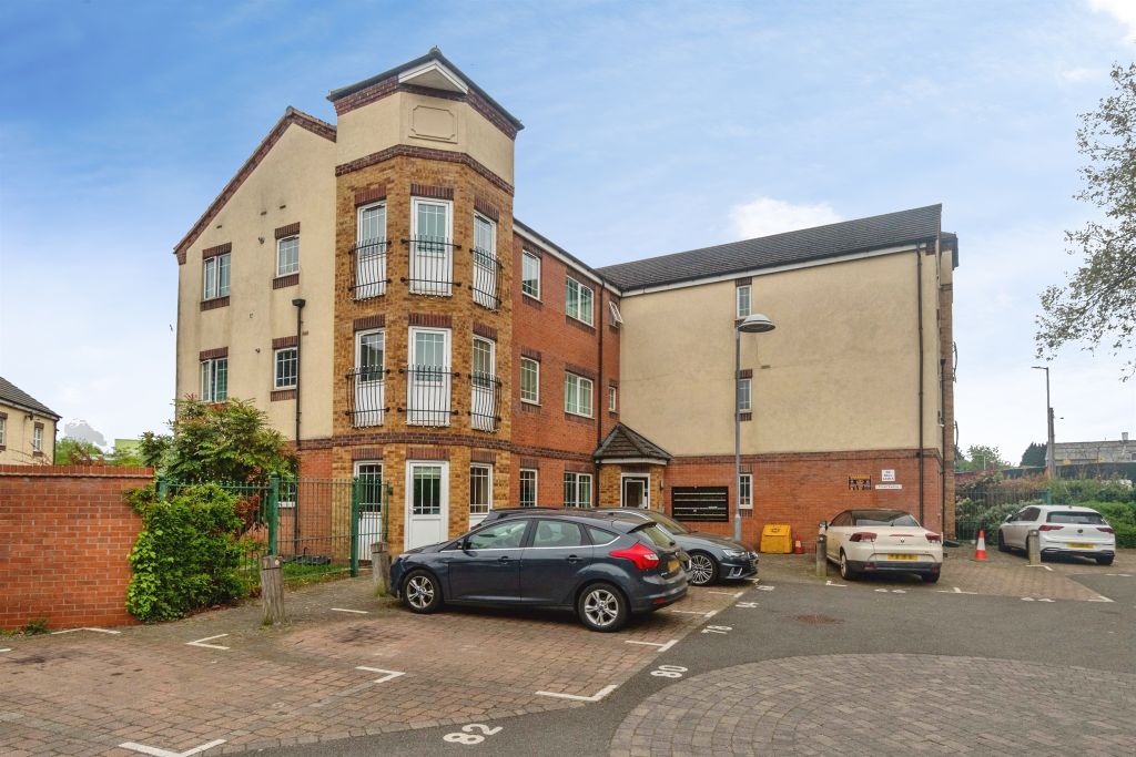 Property photo 1 of 15