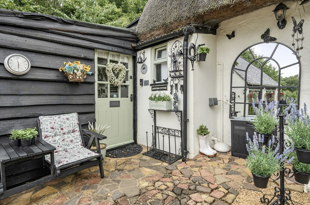 Property photo 2 of 22 15108894