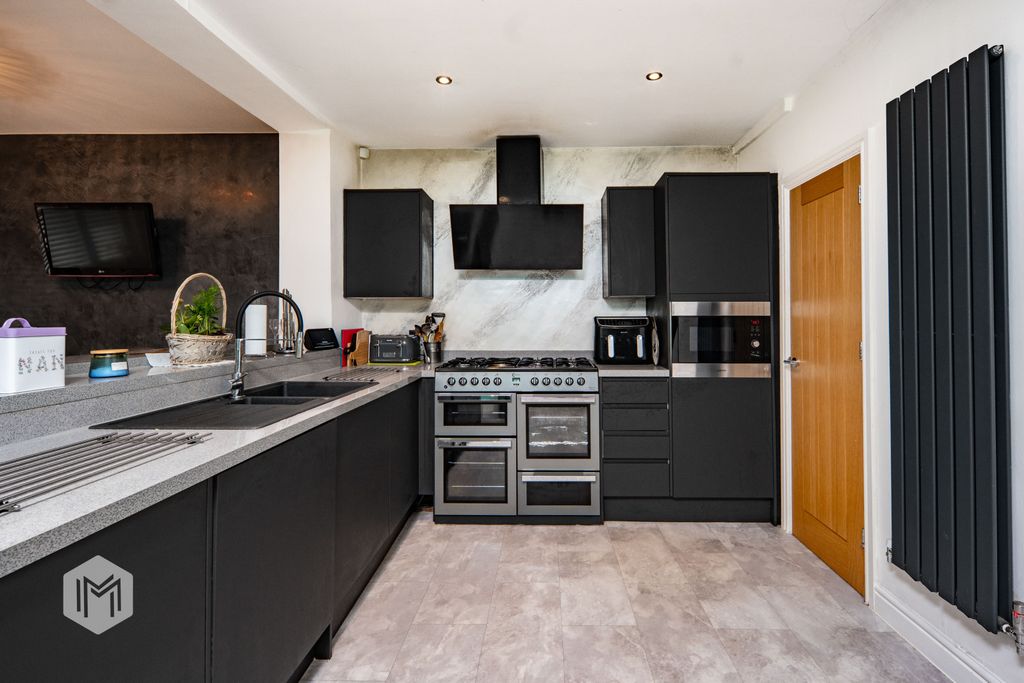 Property photo 2 of 26 Picture No. 20