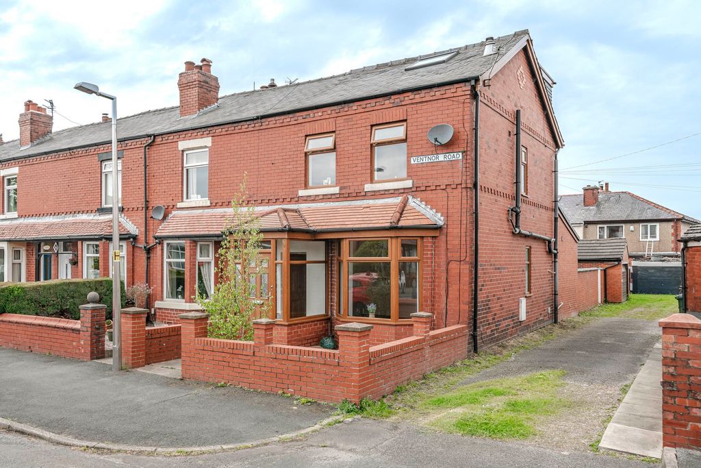 Property photo 1 of 35