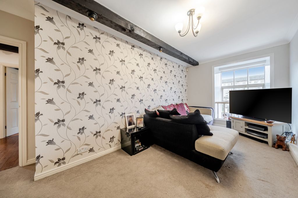 Property photo 2 of 9 1512958-5-6A98580Ad40De