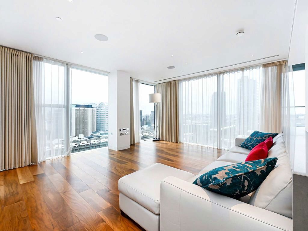 Property photo 2 of 23