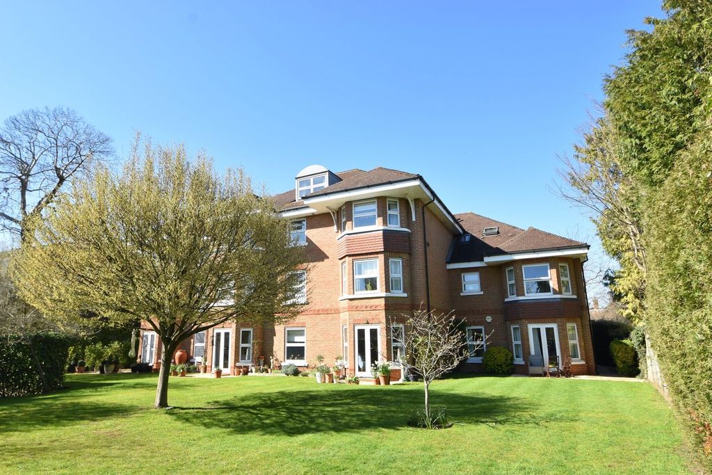 Property photo 1 of 13