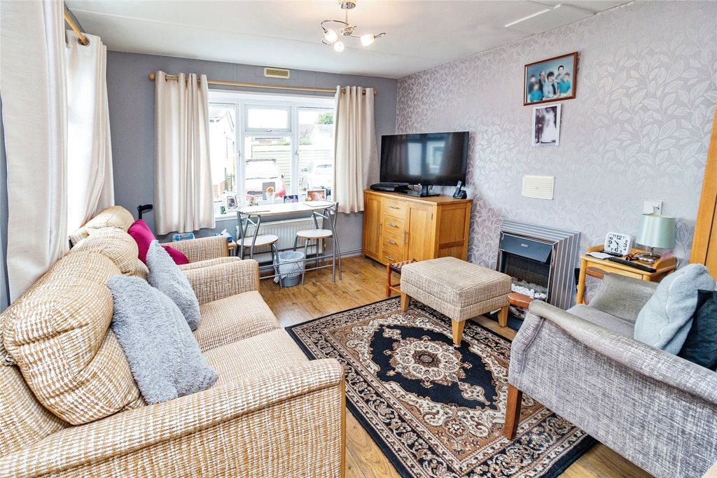 Property photo 2 of 17 Photography