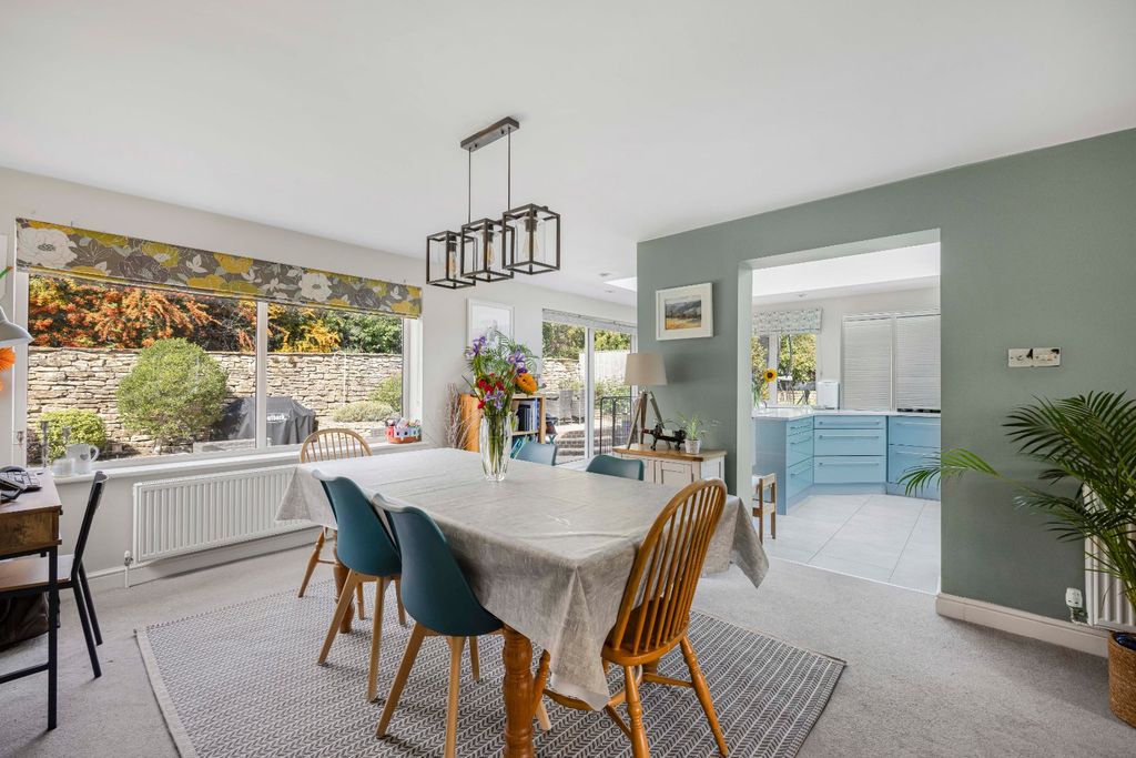 Property photo 3 of 29 Picture No. 16