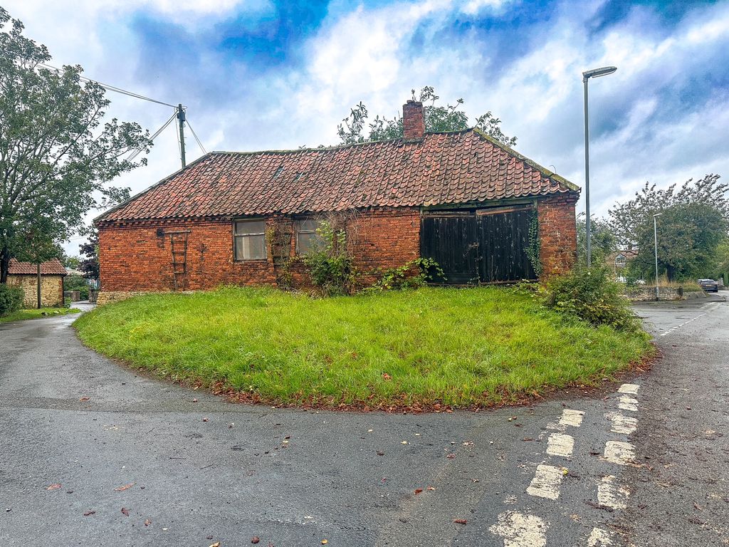 Property photo 1 of 6