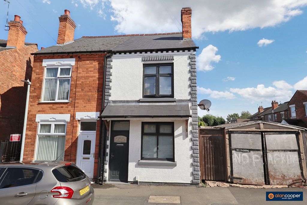 Property photo 1 of 28 4512053