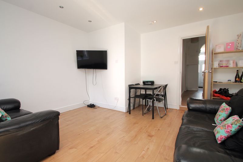 Property photo 2 of 13 Photo 23