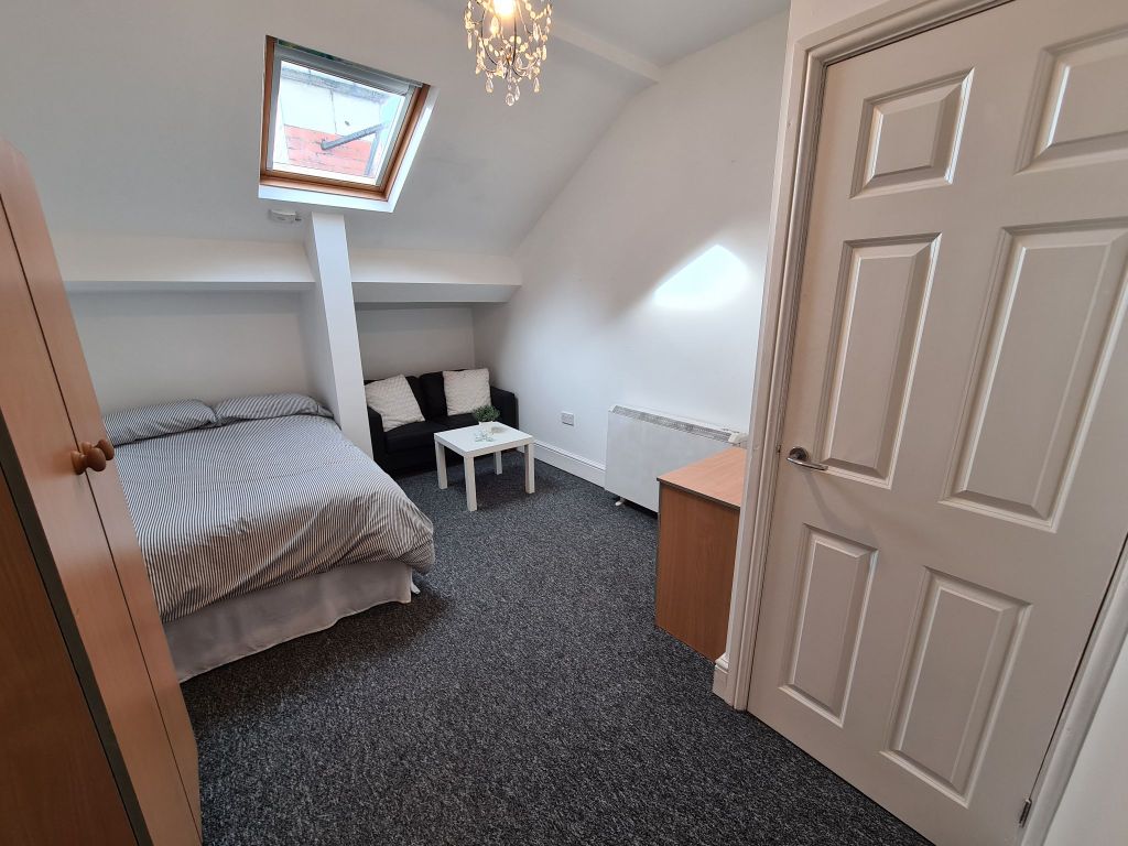 Property photo 2 of 6 Photograph 2