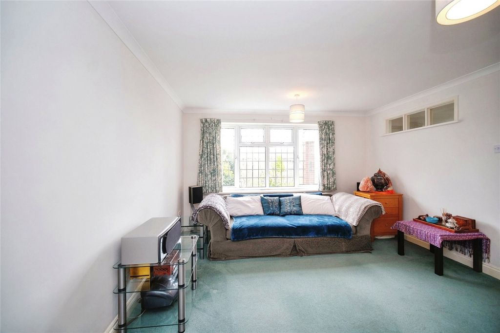 Property photo 2 of 15 Picture No. 03