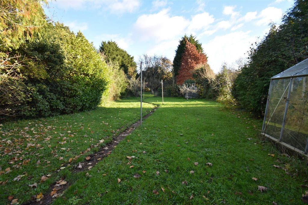 Property photo 2 of 19