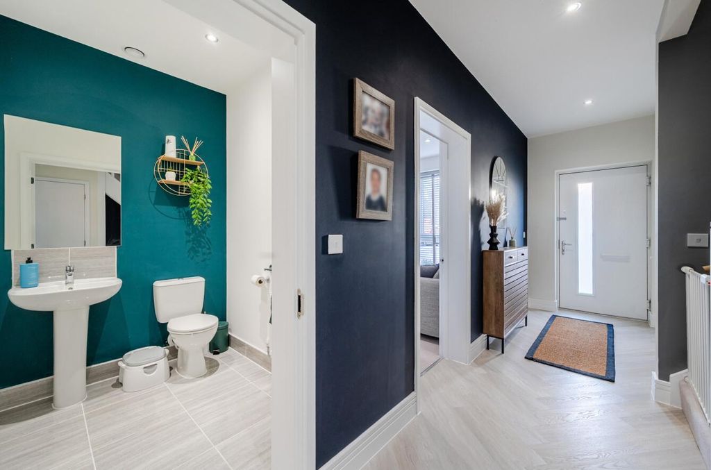 Property photo 3 of 20 1396863-6-696265d4d5A1F.Jpg