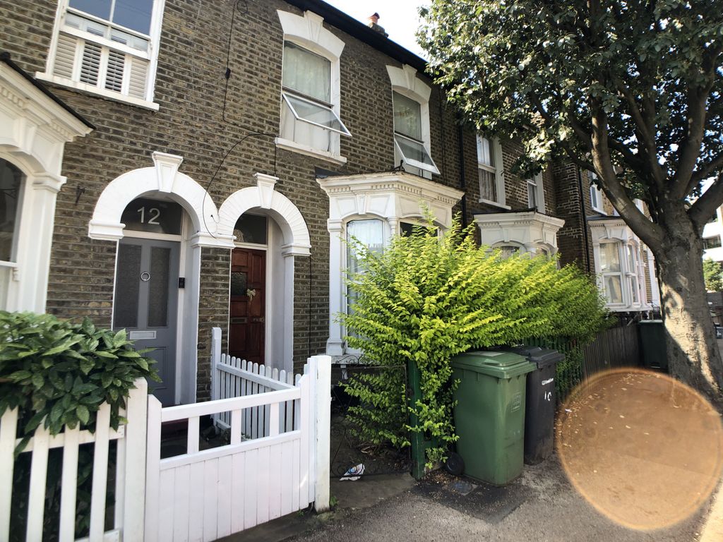 Property photo 1 of 8