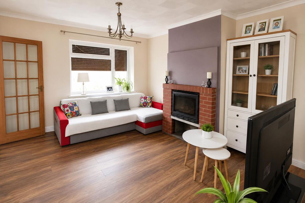 Property photo 3 of 6 35 Woolaston Lounge.Png
