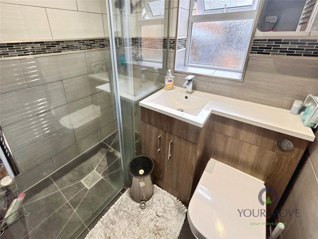 Property photo 3 of 17 Shower Room