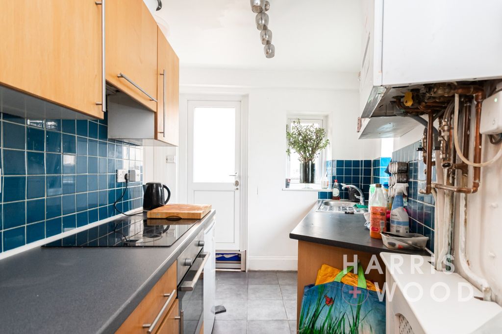 Property photo 3 of 18 4298654