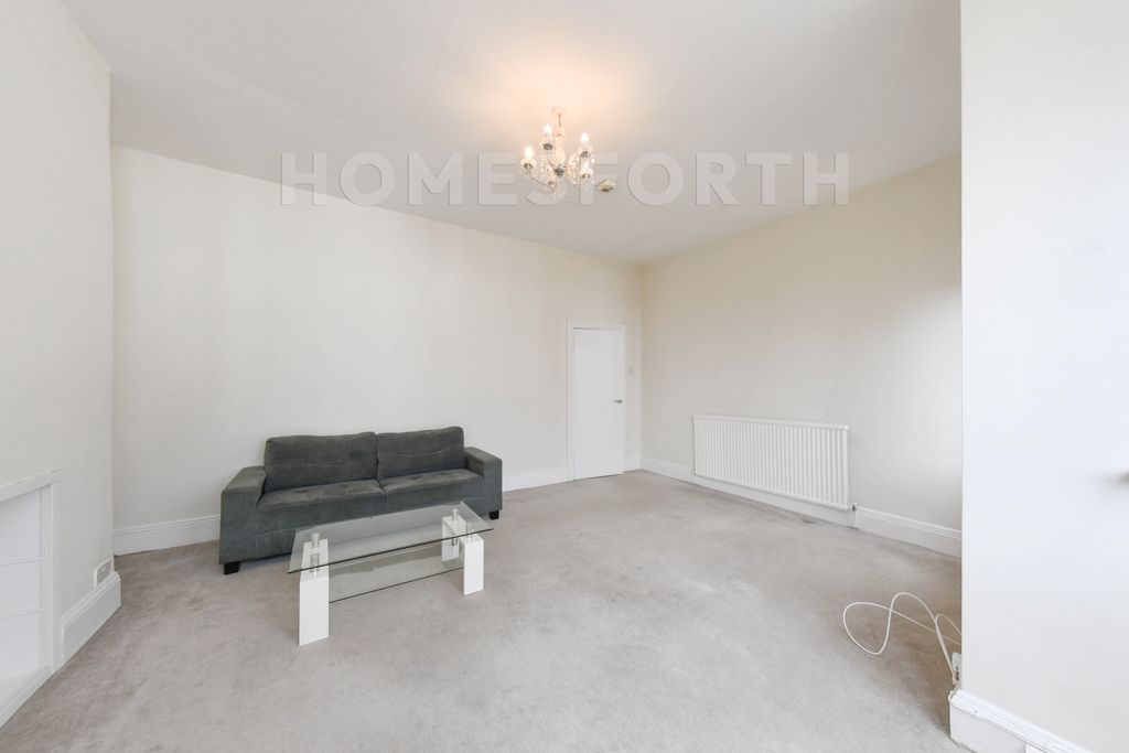 Property photo 3 of 16 Photo 3