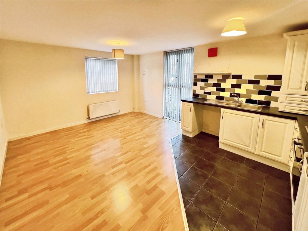 Property photo 3 of 6 Lounge Diner Kitchen