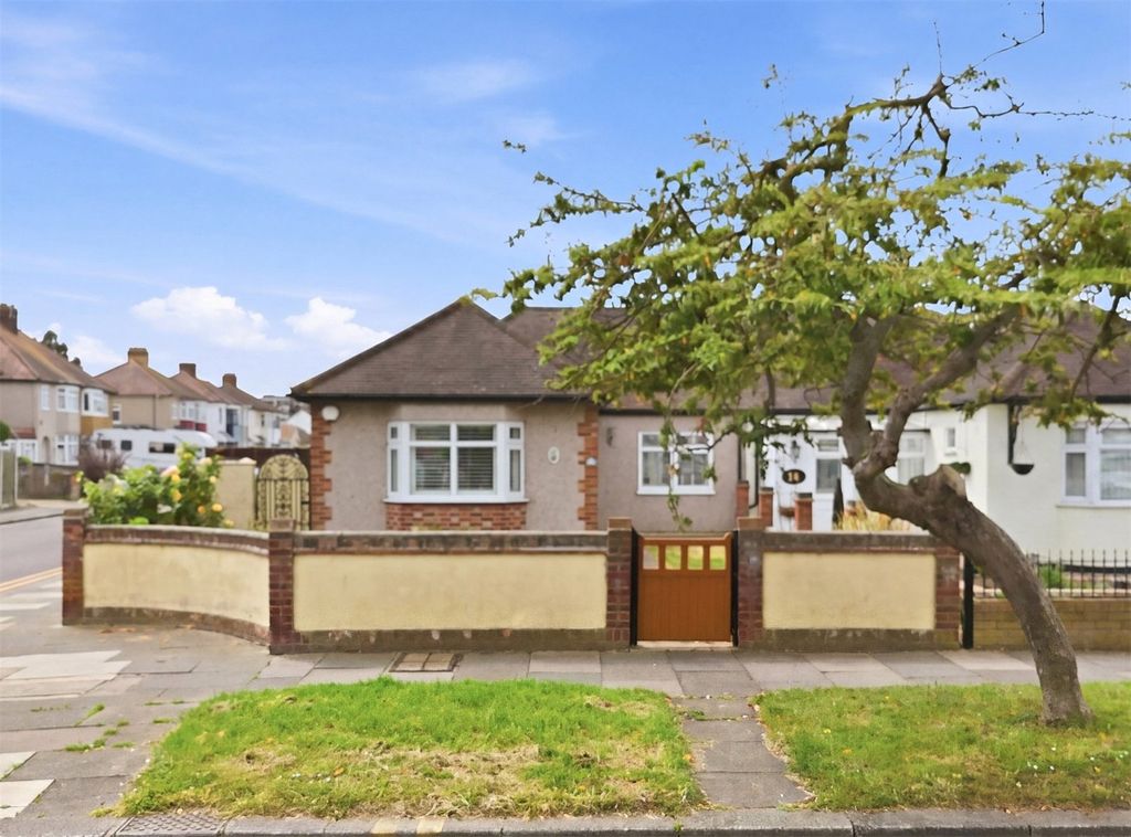 Property photo 1 of 20 Picture No. 17