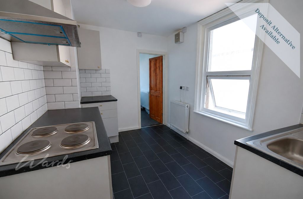 Property photo 2 of 6 Balmoral Kitchen