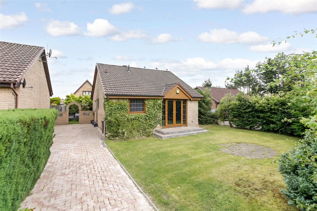 Property photo 1 of 21 Picture No. 01