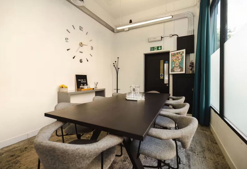 Property photo 2 of 14