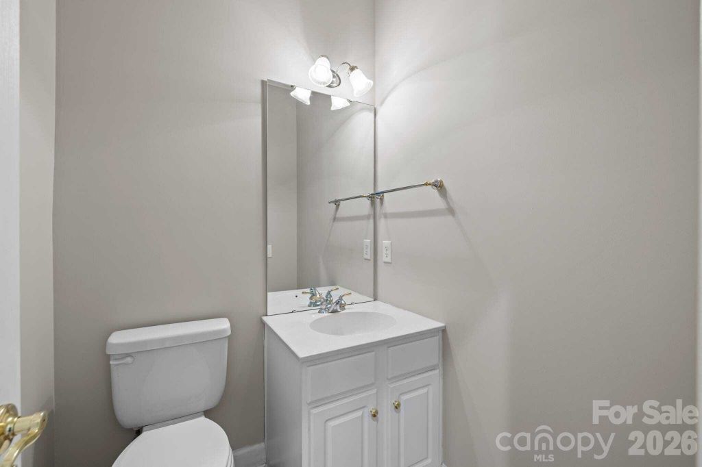Property photo 3 of 5 <Alttext/>