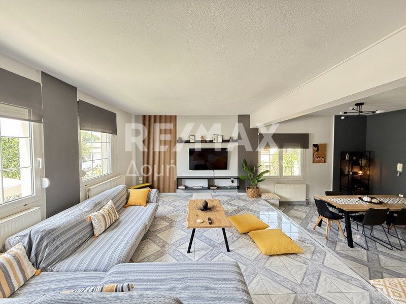 Property photo 1 of 26