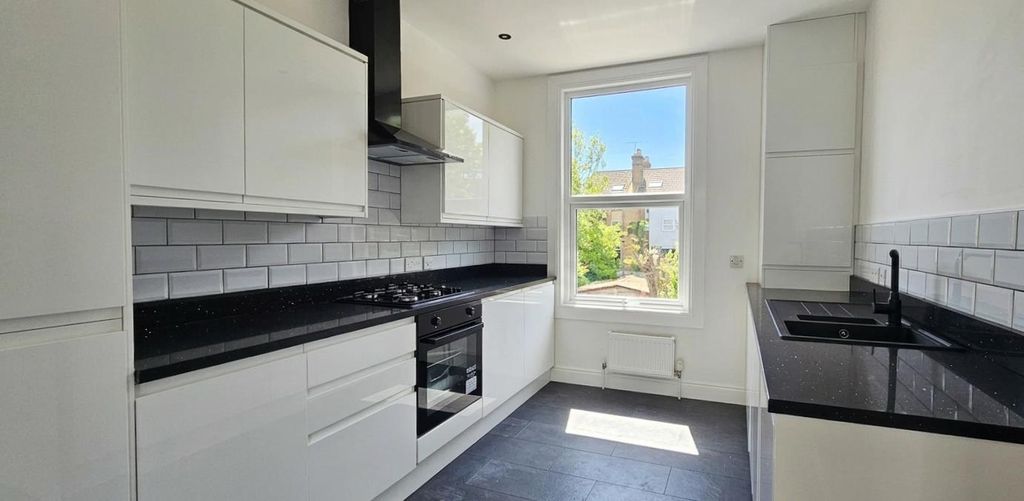 Property photo 2 of 10 9.Png