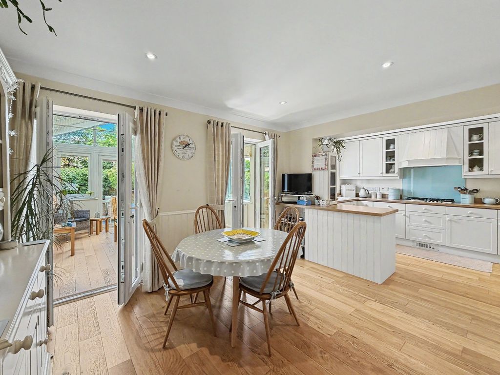 Property photo 3 of 52 5186745