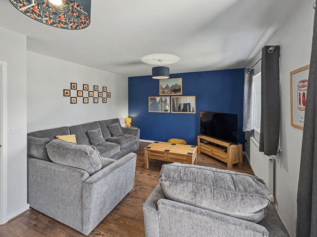 Property photo 3 of 32 50695710