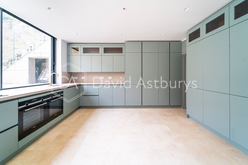 Property photo 2 of 22 Ndb04688