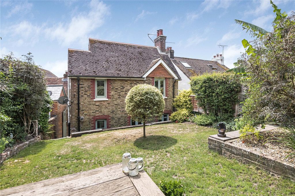 Property photo 1 of 18 Picture No. 02