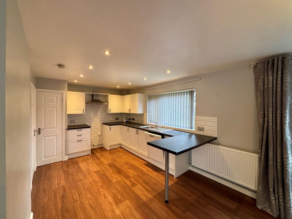 Property photo 3 of 16 View