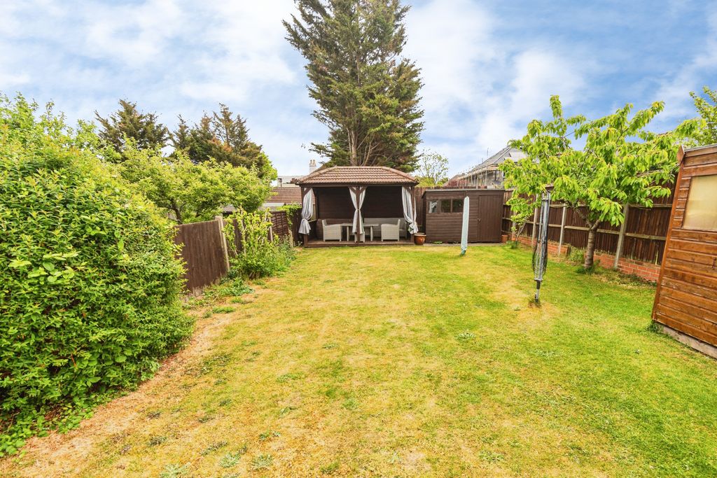 Property photo 2 of 20 Rear Garden
