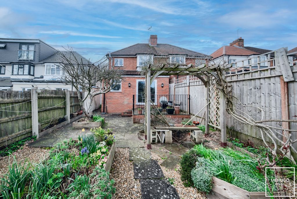 Property photo 1 of 14 Xh2A6395-Hdr(3)-Edit