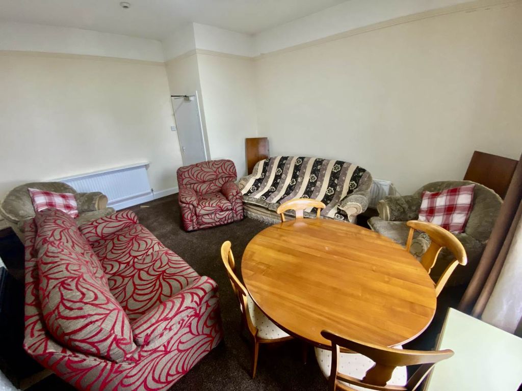 Property photo 2 of 19 Img_3203