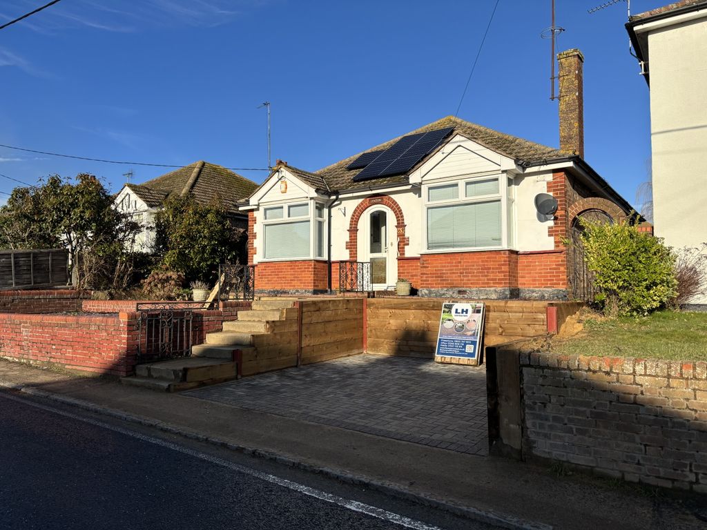 Property photo 1 of 19 Front View