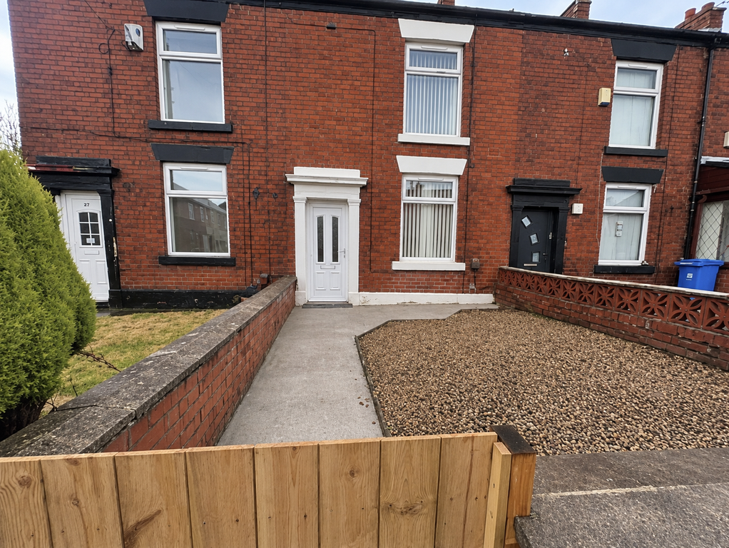 Property photo 1 of 12