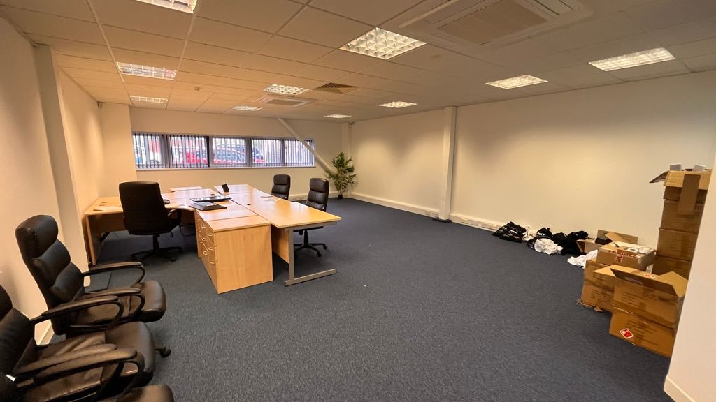 Property photo 2 of 7 Photo 2