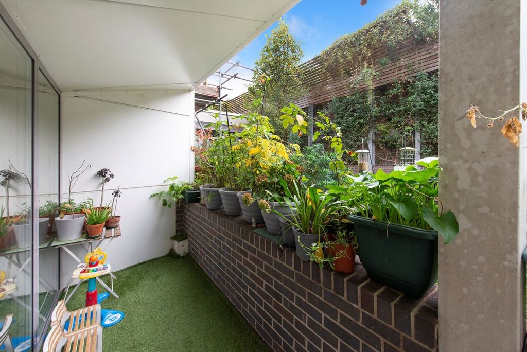 Property photo 3 of 6