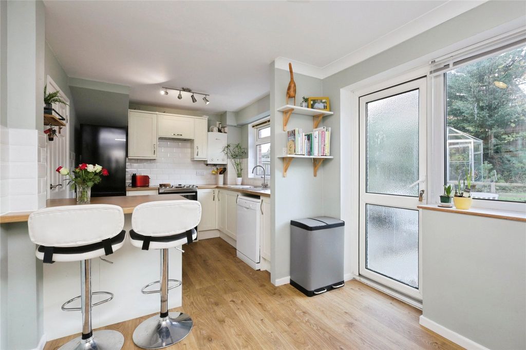 Property photo 2 of 13 Picture No. 09